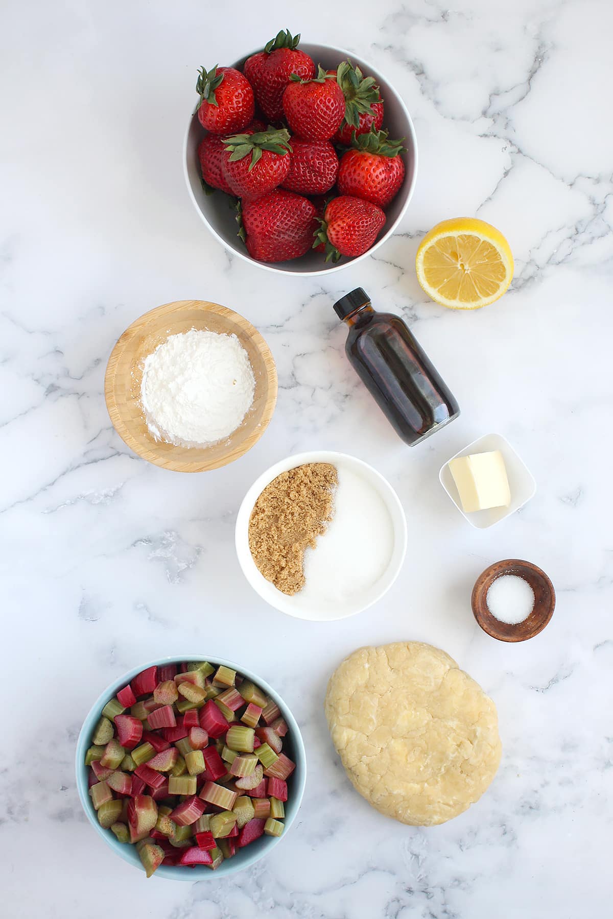 Ingredients you need to make strawberry rhubarb pie. 