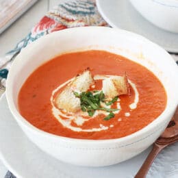tomato basil soup with grilled cheese sandwiches
